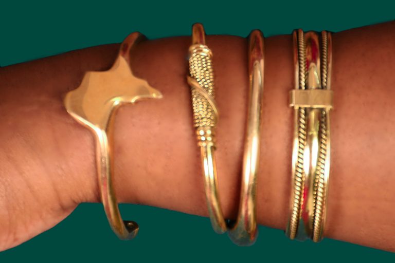 The Sustainable Charm of Handmade African Bracelets