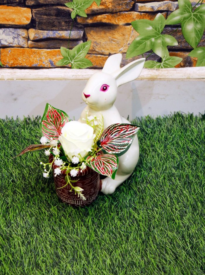 rabbit sculpture flower vessel