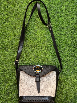 Body Crossover Black Leather Bag