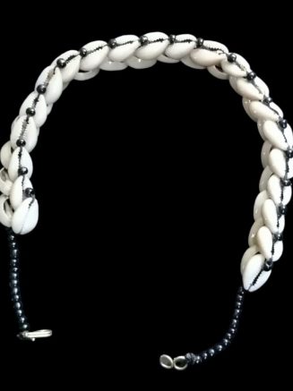 shell necklace
